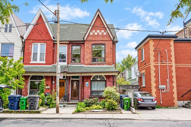 9 Northumberland Street, Toronto W02