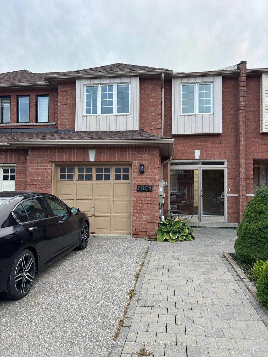 6064 Coxswain Crescent, Mississauga