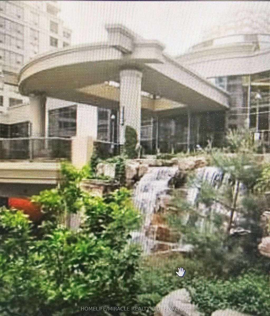 3888 Duke Of York Boulevard 2131, Mississauga