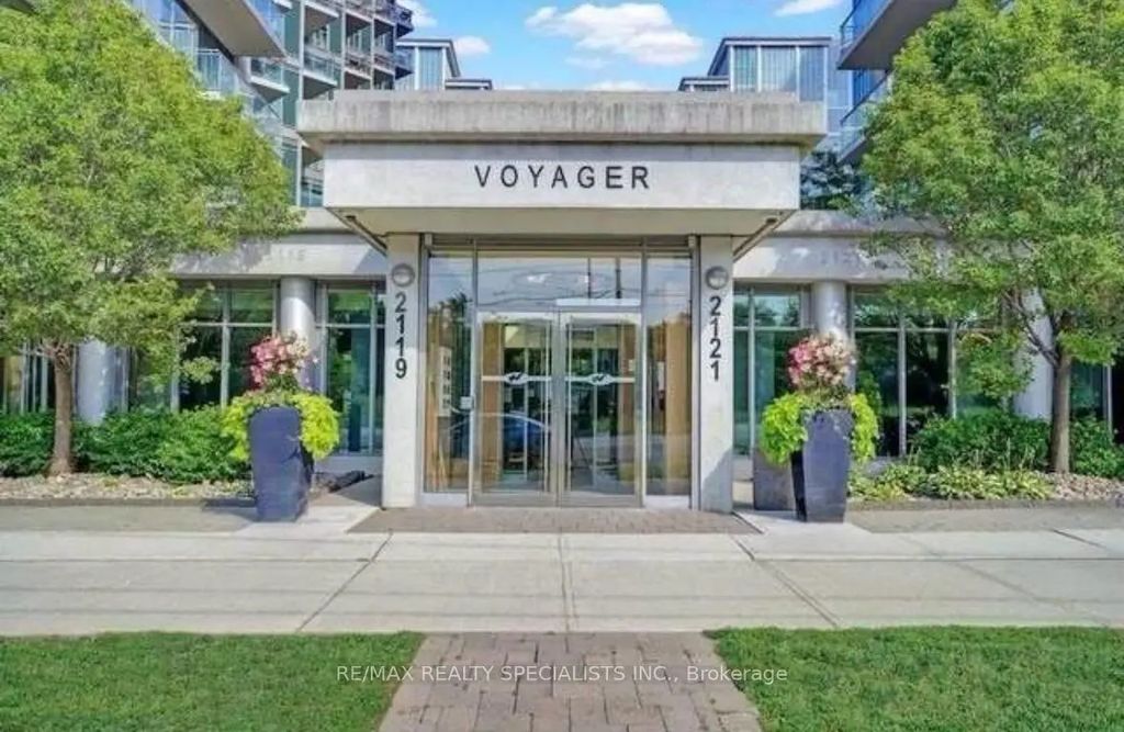 2119 Lakeshore Boulevard W 901, Toronto W06
