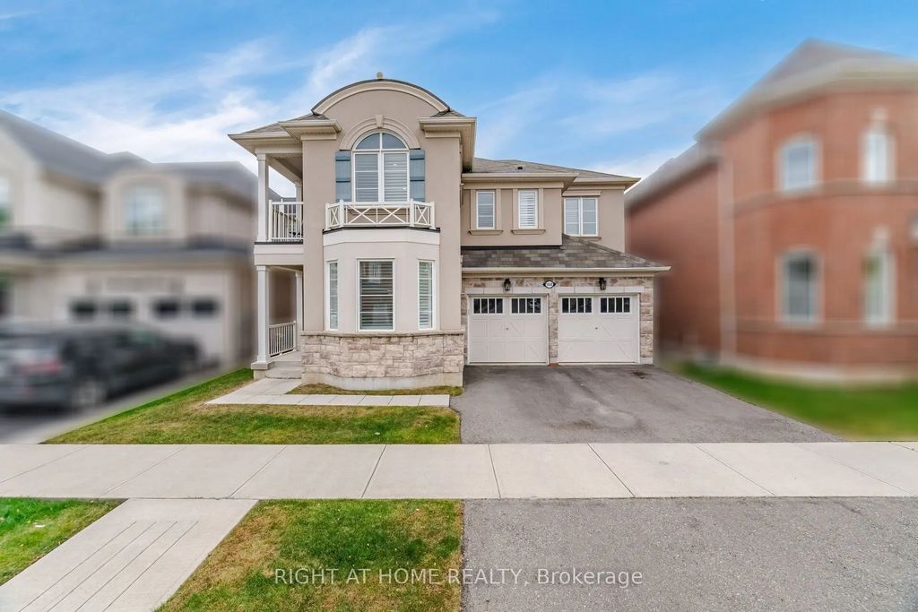 1444 Connaught Terrace, Milton