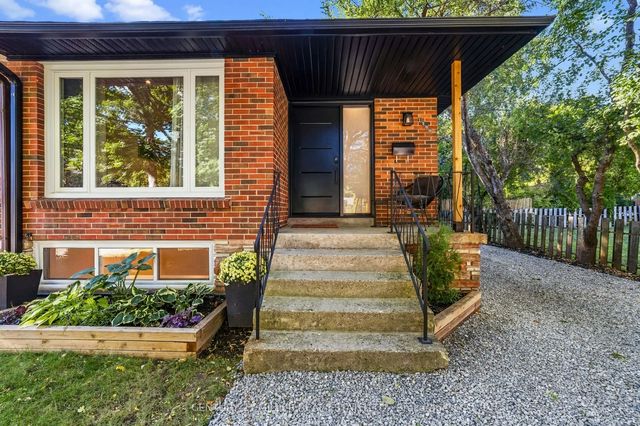 1200 Ingledene Drive, Oakville
