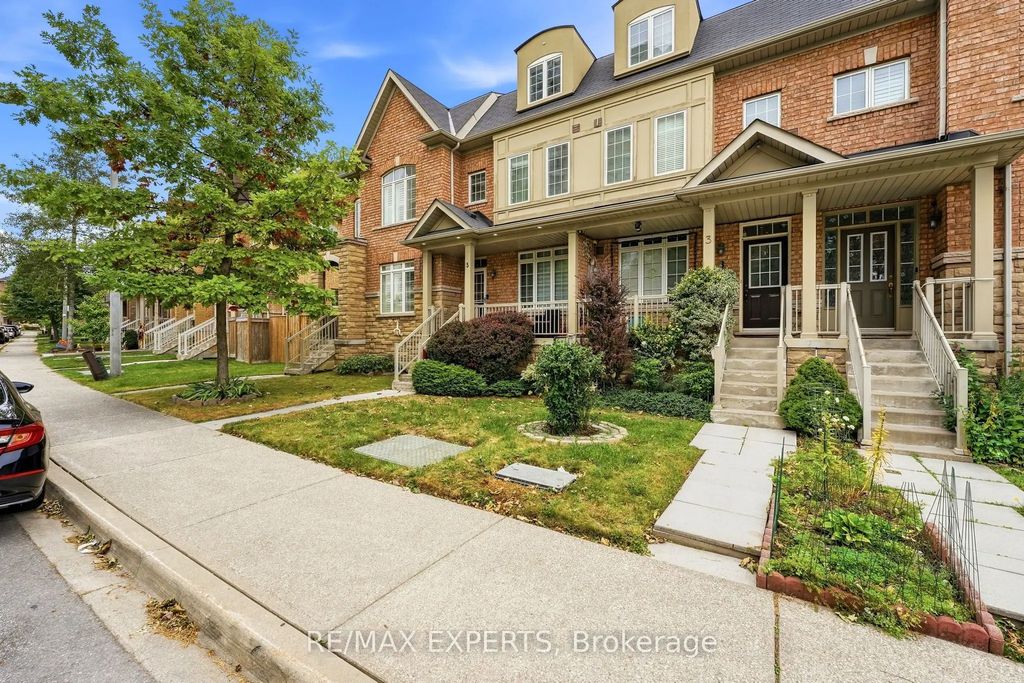 5 Parrotta Drive, Toronto W05