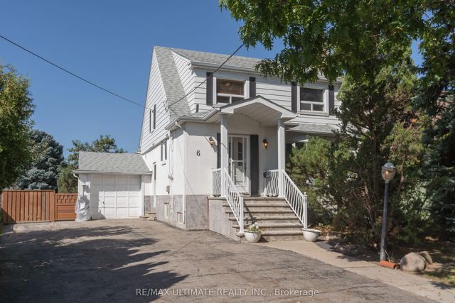 6 Redberry Parkway, Toronto W04