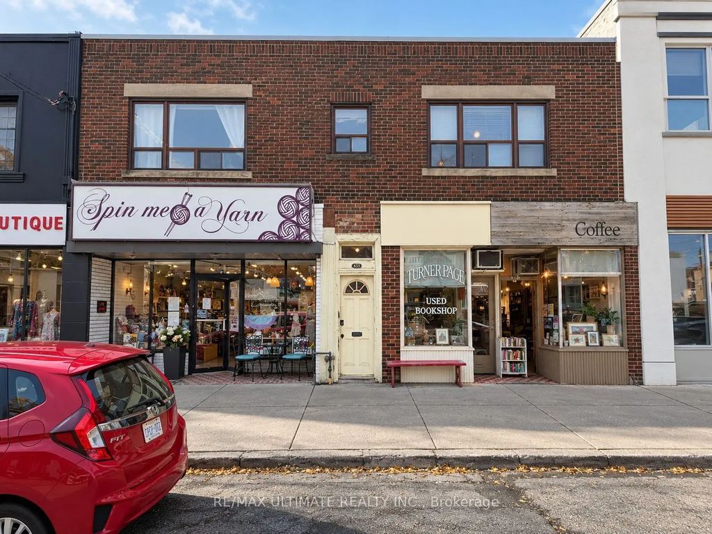 2857 Lake Shore Boulevard W, Toronto W06