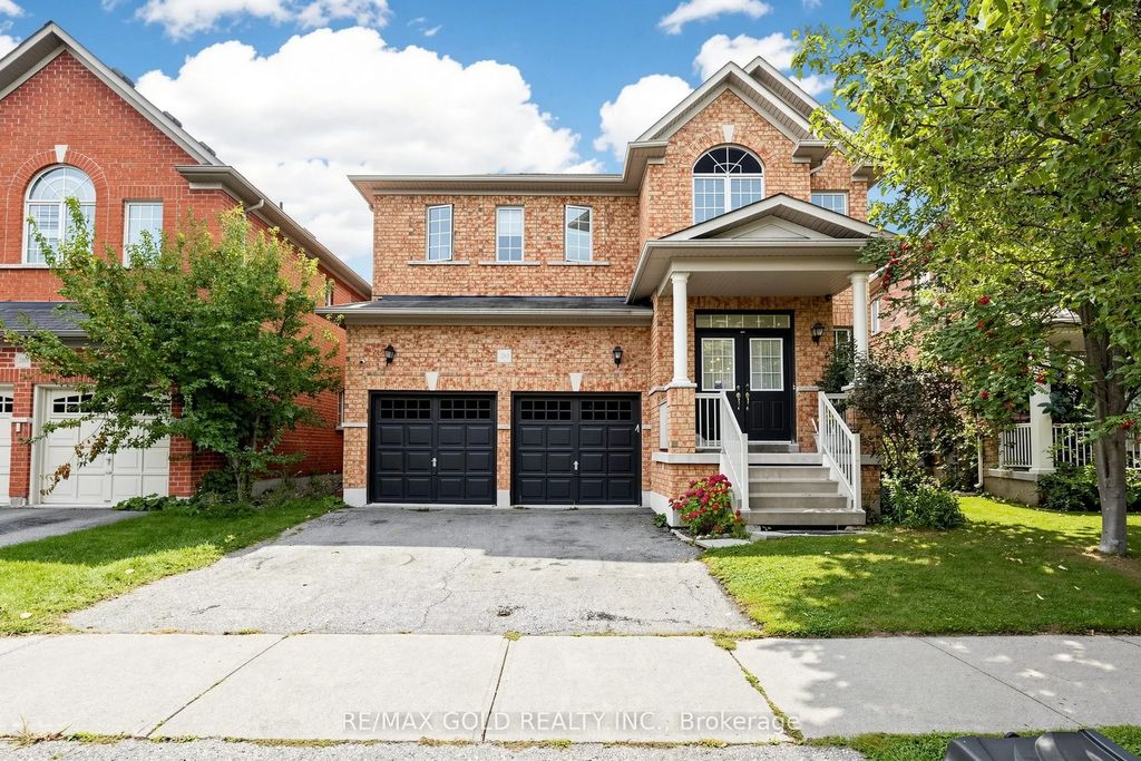 284 Holmes Crescent, Milton