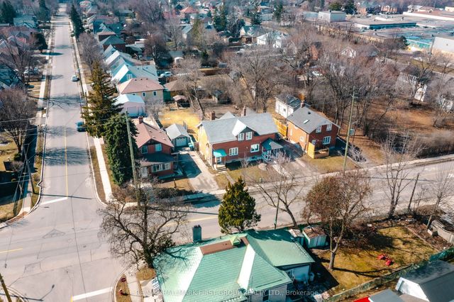 7 Mcmurchy Avenue S, Brampton