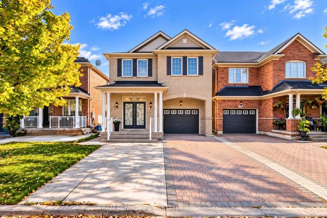 18 Snowdrift Trail, Brampton