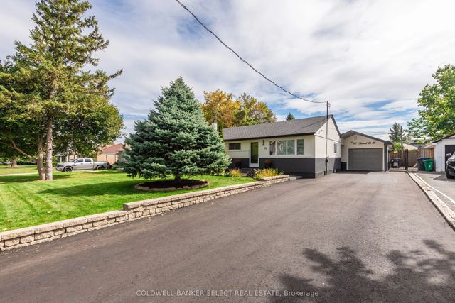 158 Ellwood Drive W, Caledon