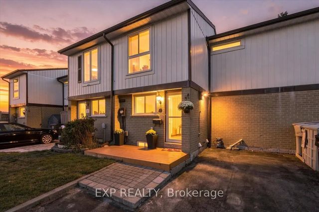 16 Havenbrook Court, Brampton