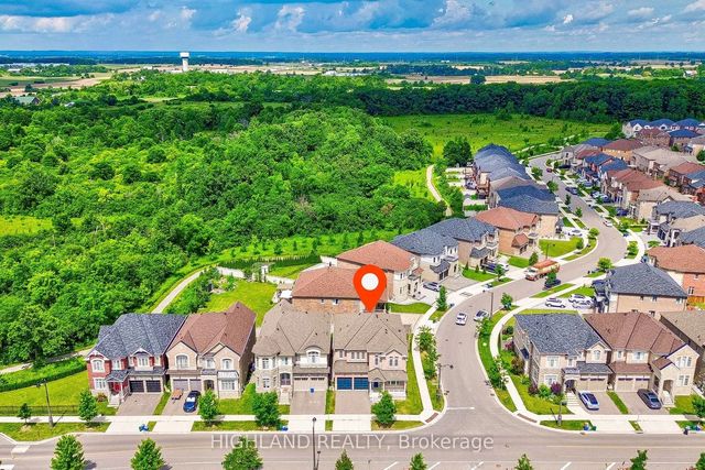425 Threshing Mill Boulevard, Oakville