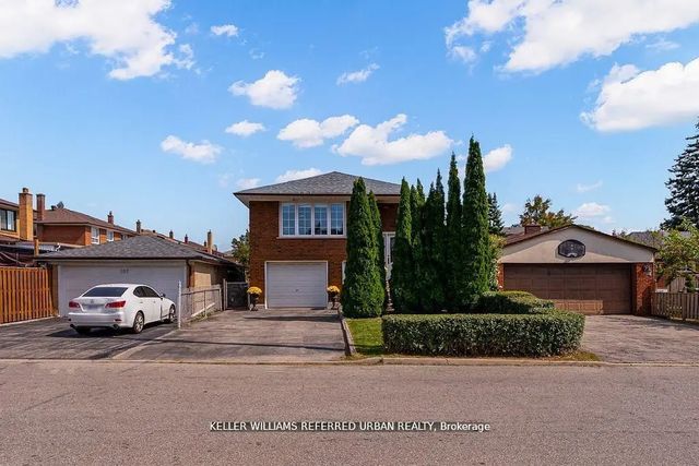 55 Tedder Street Lower, Toronto W04