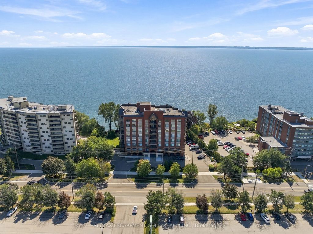 5340 Lakeshore Road 203, Burlington