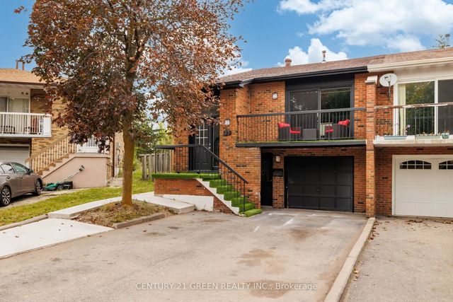15 Lady Stewart Boulevard, Brampton