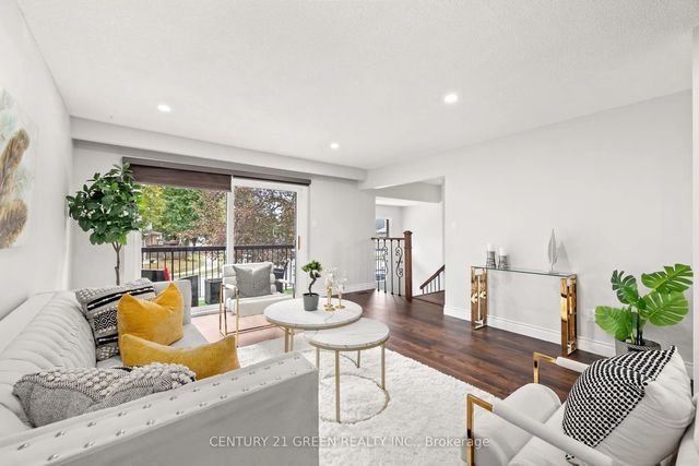 15 Lady Stewart Boulevard, Brampton