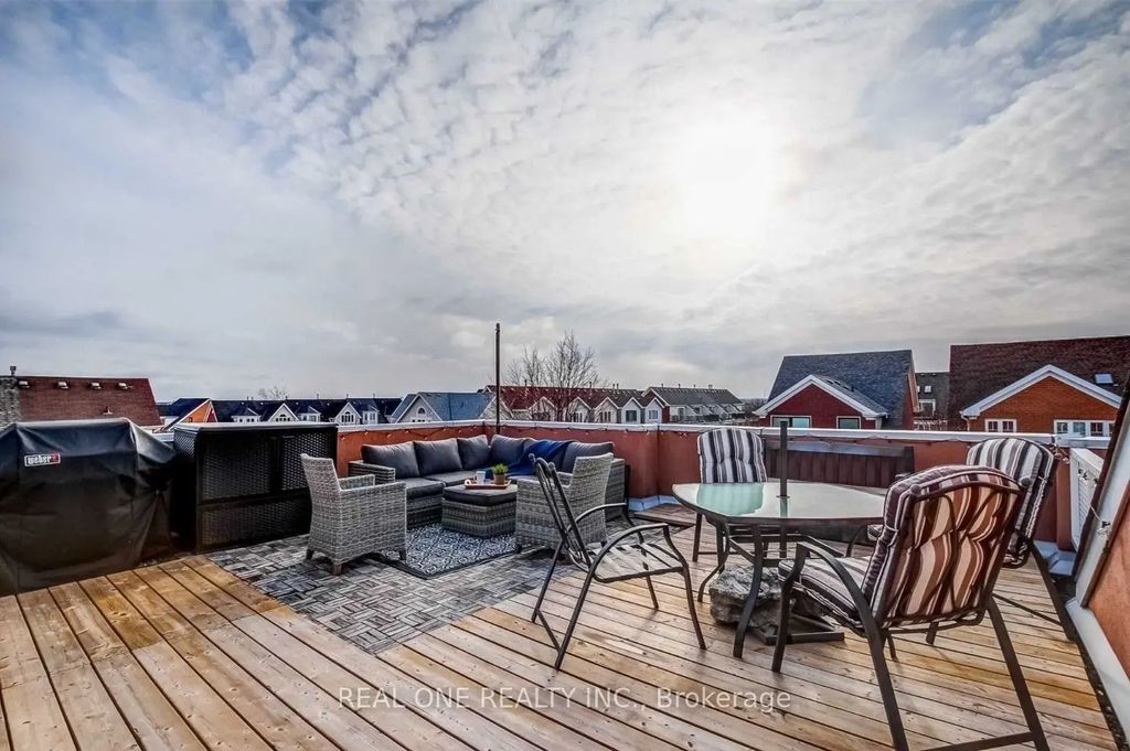 2400 Munn's Avenue D, Oakville