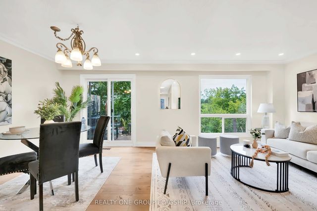 12 Azalea Court, Toronto W05
