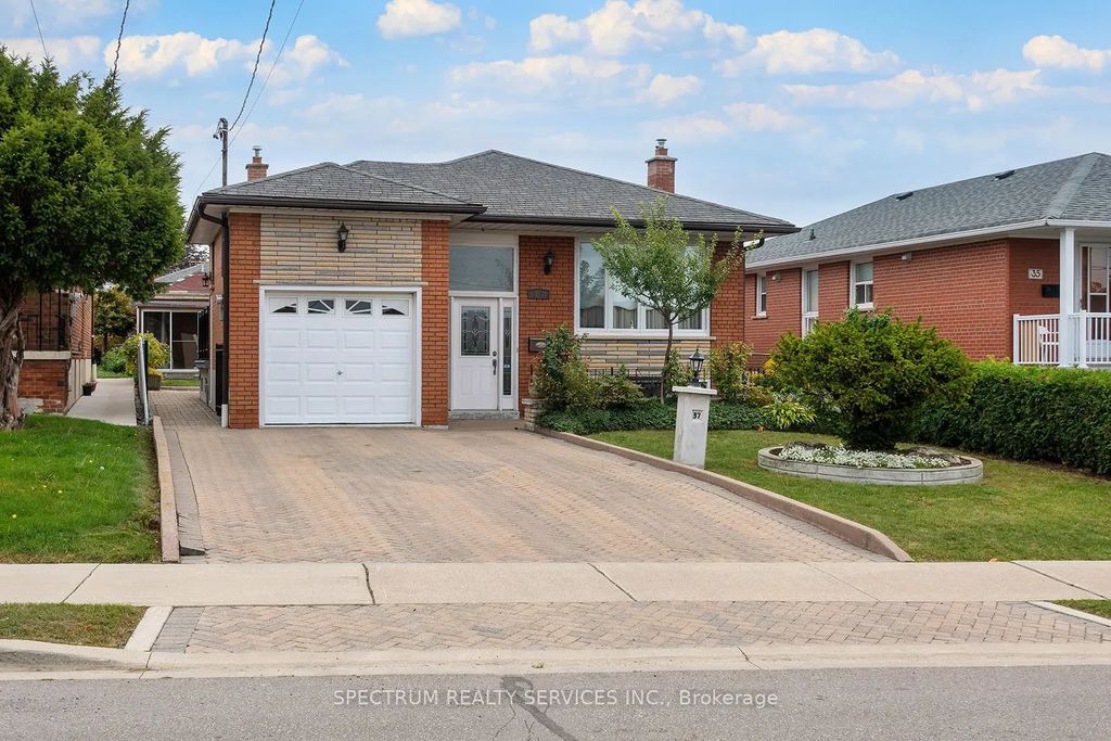 37 Jocada Road, Toronto W04
