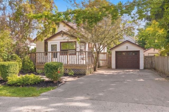 268 Troy Street, Mississauga