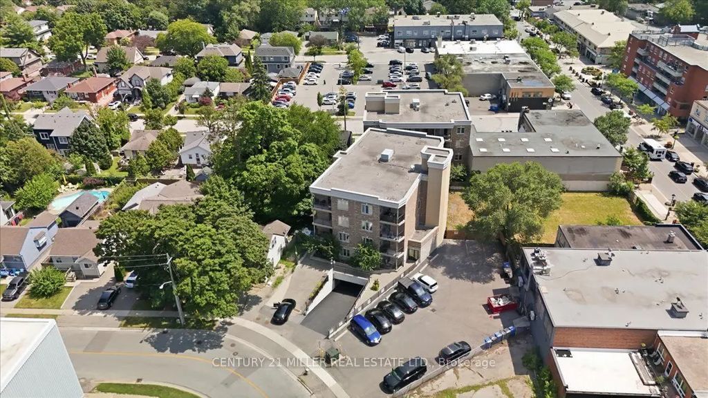 70 Stewart Street 102, Oakville