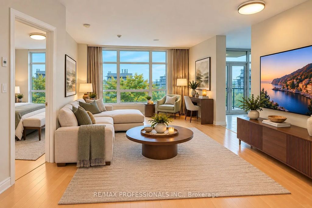 1135 Royal York Road 816, Toronto W08