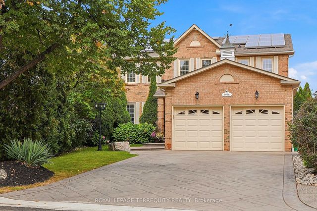 3956 Chadburn Crescent, Mississauga