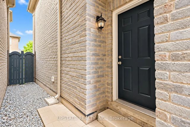 8 Sage Meadow Crescent (basement), Brampton