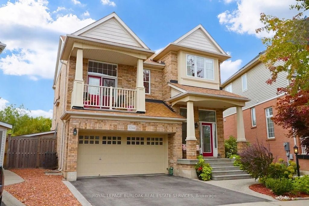 3244 Steeplechase Drive, Burlington