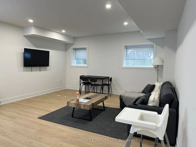 1351 Northmount Avenue Basement, Mississauga