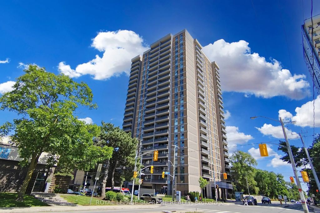 135 Marlee Avenue 401, Toronto W04