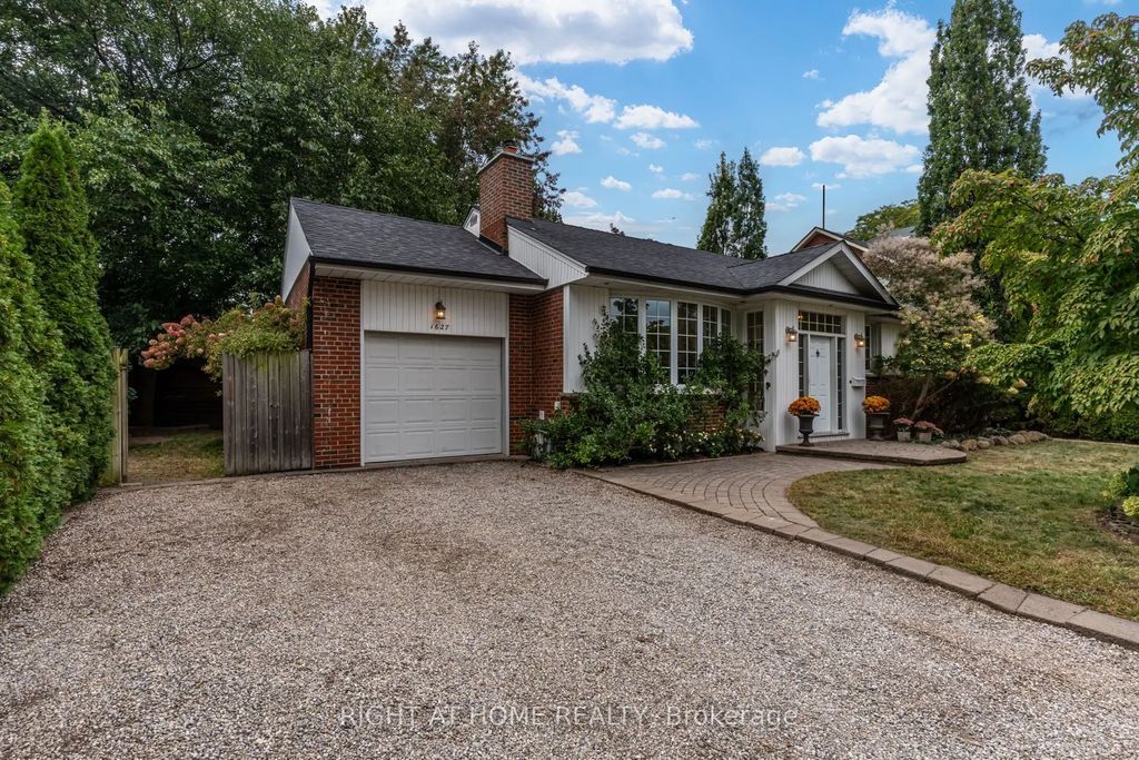 1627 Rometown Drive, Mississauga
