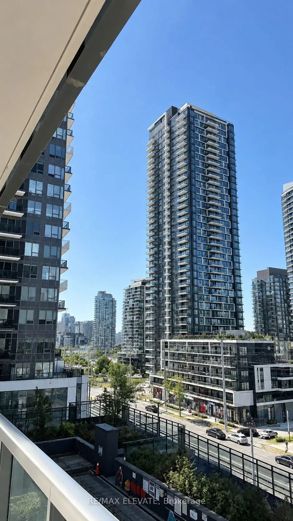 8 Nahani Way 709, Mississauga