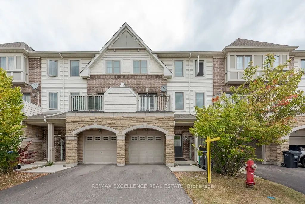 110 Cedar Lake Crescent 84, Brampton