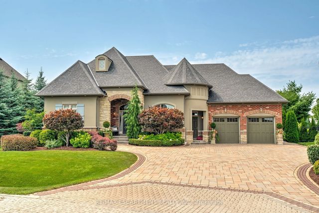 4 Holdroyd Court, Halton Hills