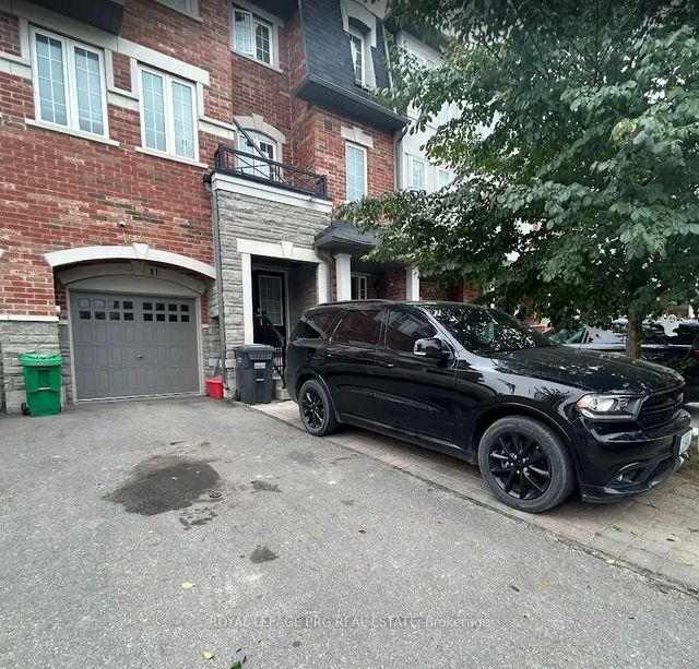 11 Sprucewood Road, Brampton