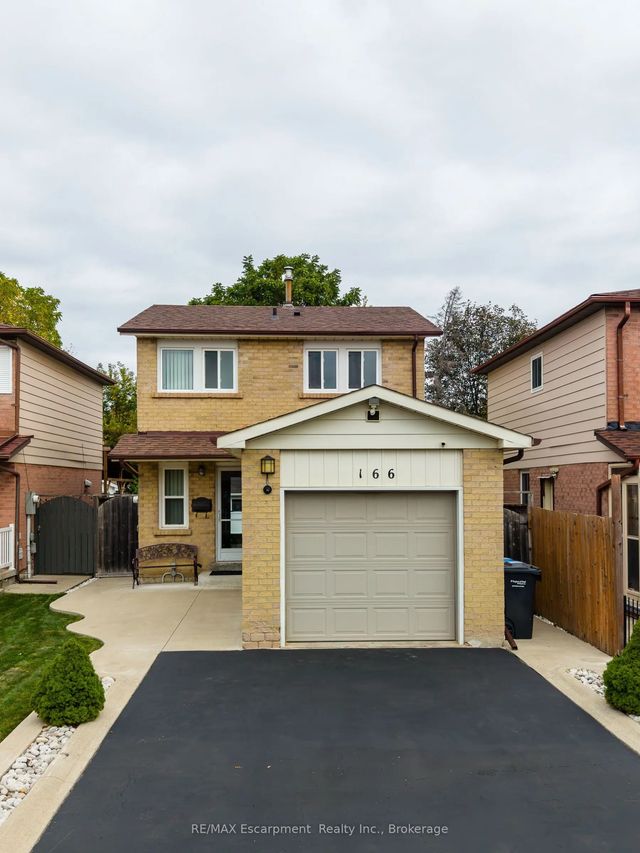 166 Martindale Crescent, Brampton