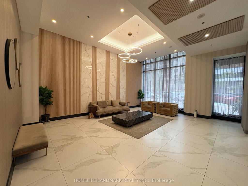 4070 Confederation Parkway 1002, Mississauga