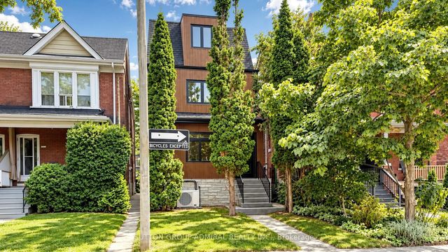 109 Fermanagh Avenue, Toronto W01