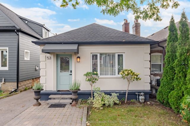 53 Bowie Avenue, Toronto W04