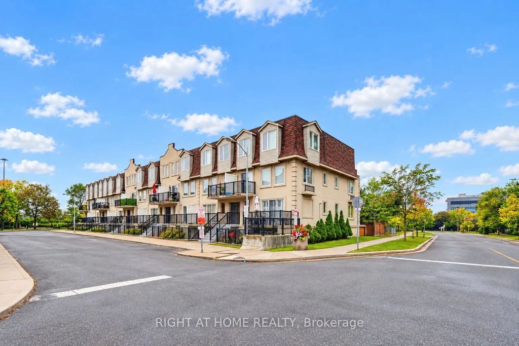 55 George Appleton Way 2095, Toronto W05