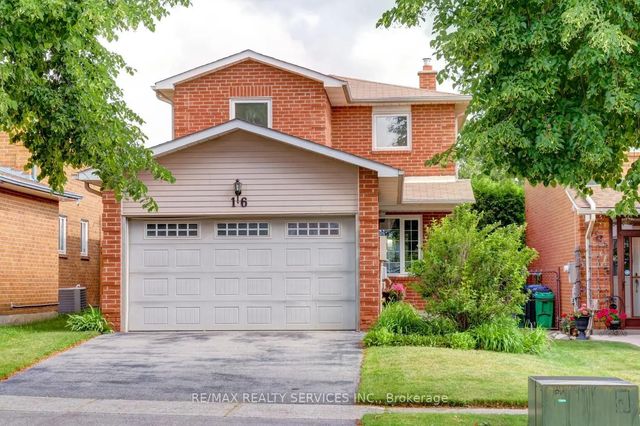 16 Cavalier Court, Brampton