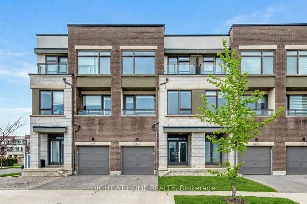272 Squire Crescent, Oakville