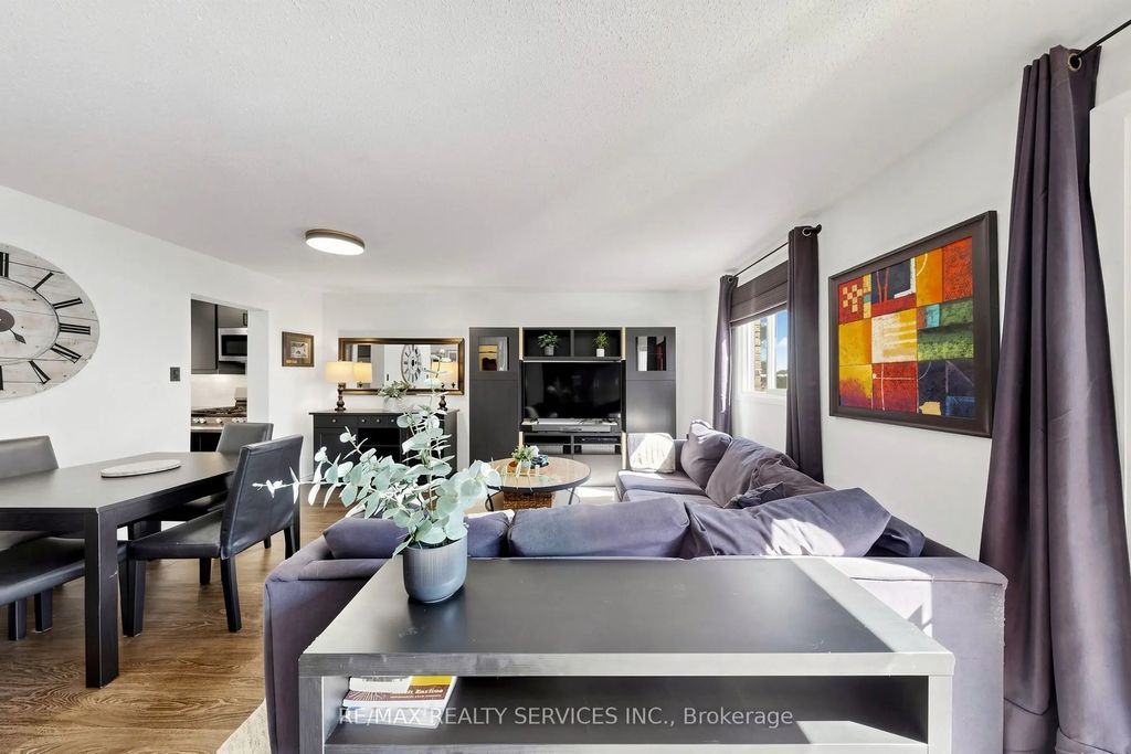 93 Hansen Road N 57, Brampton