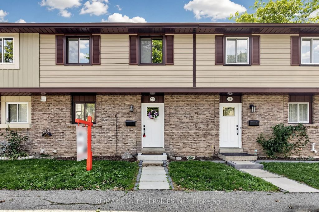 93 Hansen Road N 57, Brampton