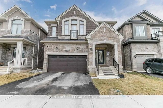 1267 Kovachik Boulevard, Milton