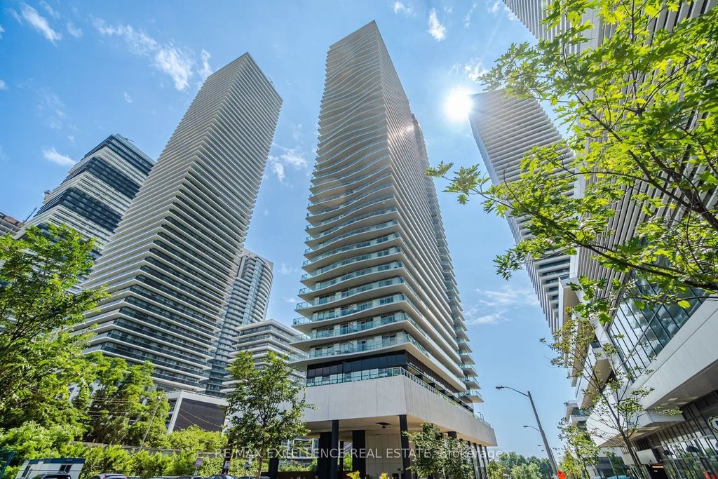 33 Shore Breeze Drive 1208, Toronto W06