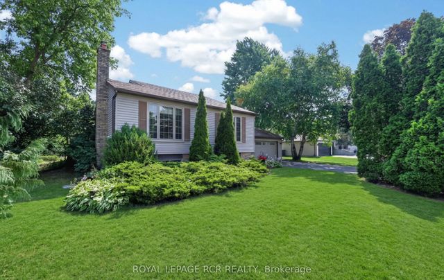 60 Holmes Drive, Caledon