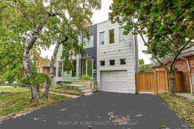 17 Ashfield Drive, Toronto W08