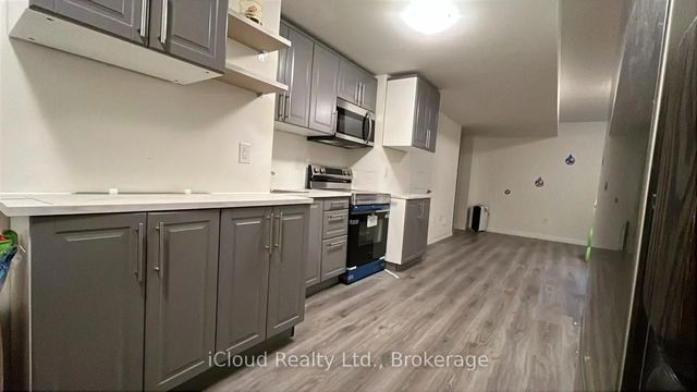 141 Marvin Avenue 1, Oakville