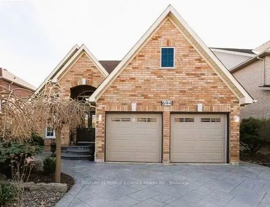 694 Gypsy Fly Crescent, Mississauga